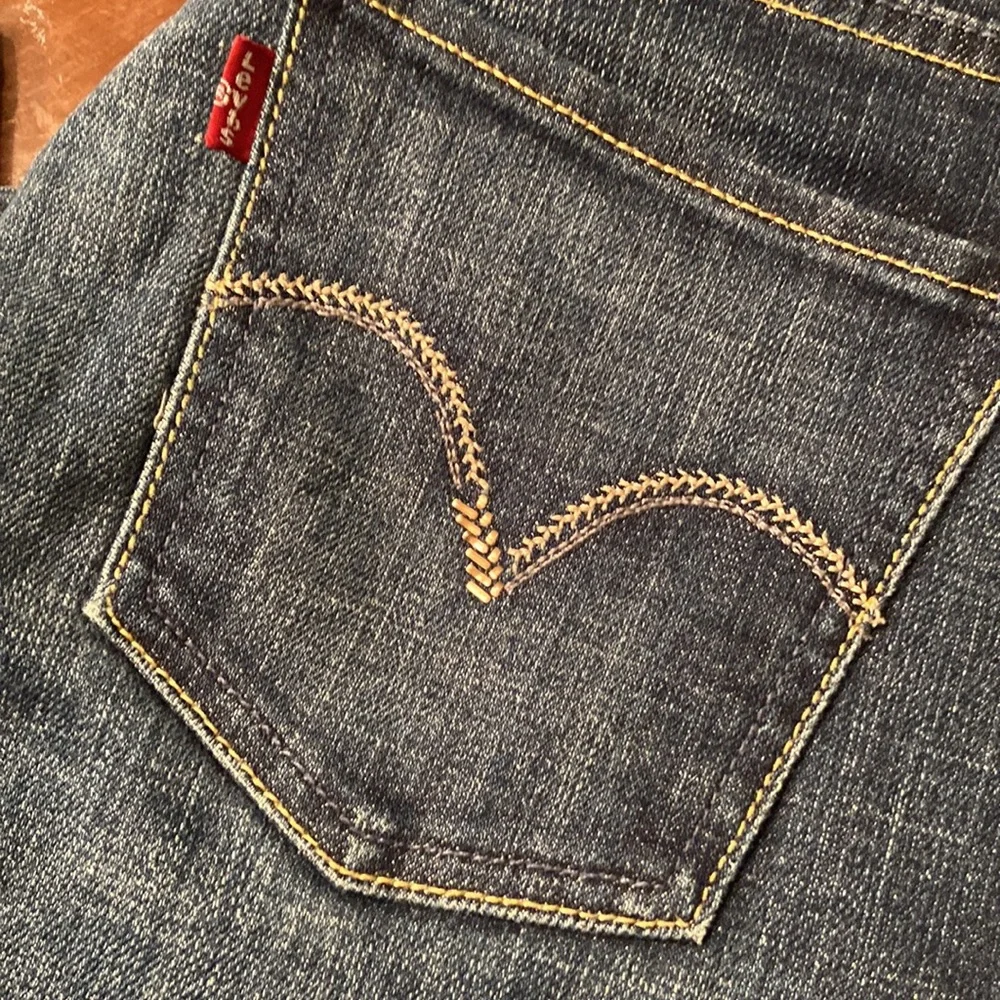 Levi’s-515 boot cut - Picture 4 of 8